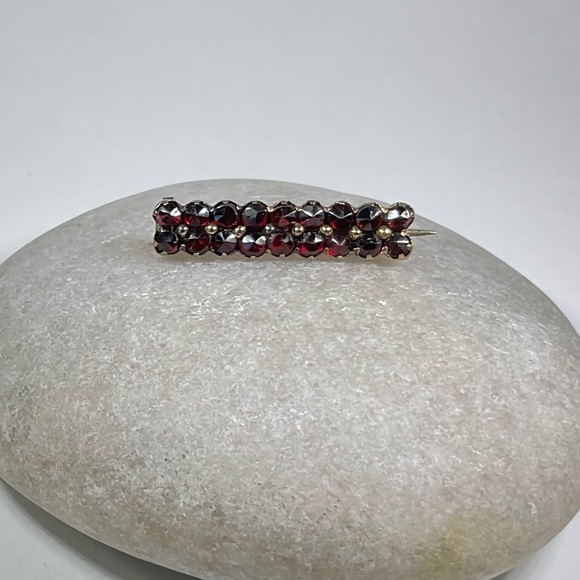 Vintage Garnet Collar Pin, Victorian, Bar Pin - Picture 2 of 10